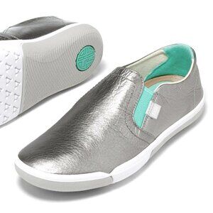 PLAE Martin Slip On Sneakers - Unisex (NWOT)